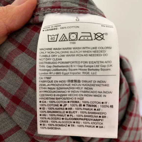 Banana Republic Slim Fit Custom 078 Wash Shirt - Picture 3 of 3